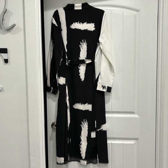 SHEIN - Picture 3 of 3